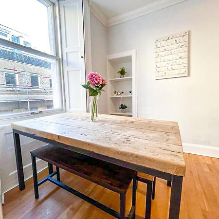 Rose Street'S Hidden Treasure- 2Bed Newly Refurbished Apt EDI Exterior photo