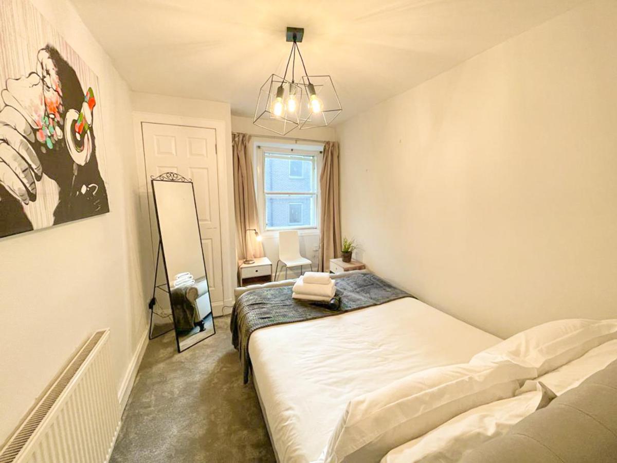 Rose Street'S Hidden Treasure- 2Bed Newly Refurbished Apt EDI Exterior photo