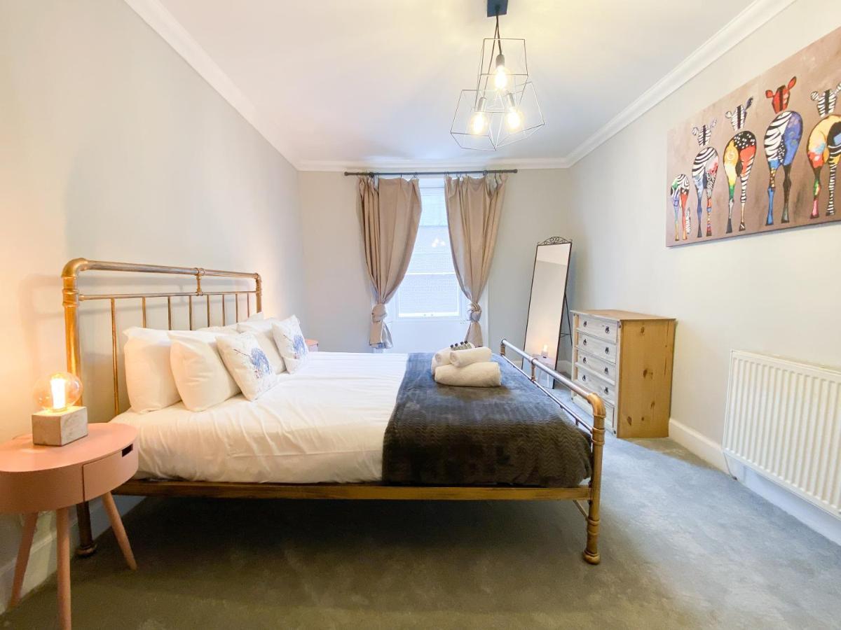 Rose Street'S Hidden Treasure- 2Bed Newly Refurbished Apt EDI Exterior photo