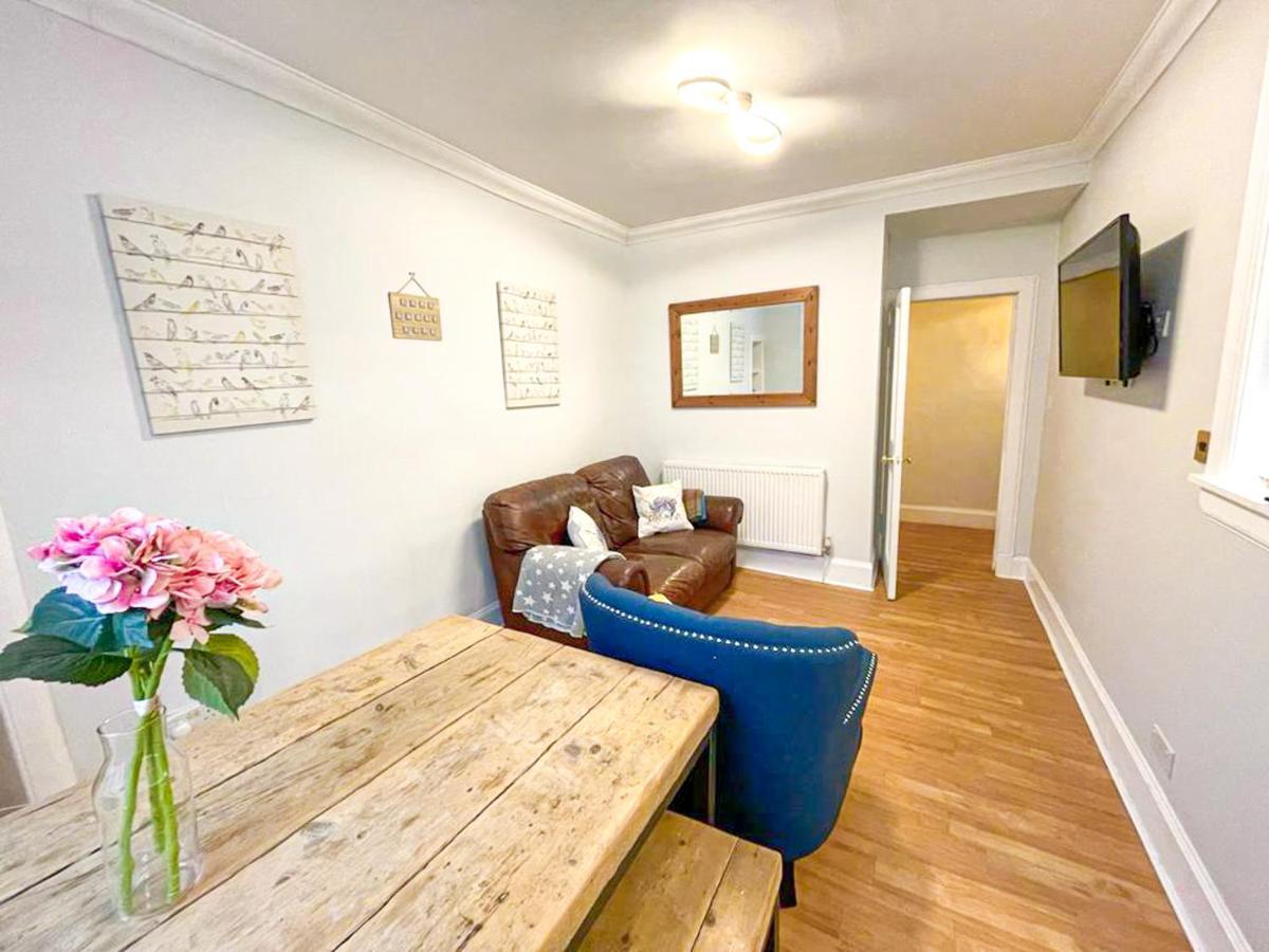 Rose Street'S Hidden Treasure- 2Bed Newly Refurbished Apt EDI Exterior photo